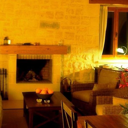 Villa Talea Exandis Bagian luar foto