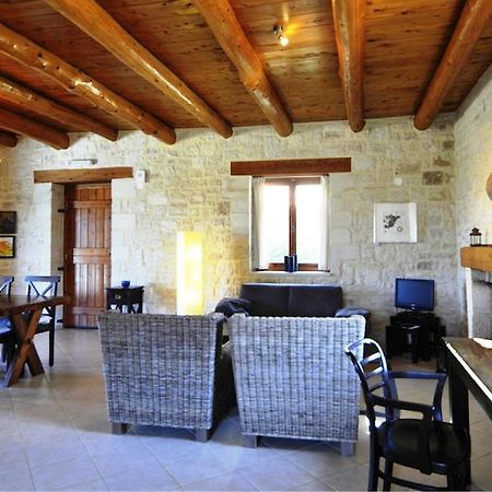 Villa Talea Exandis Bagian luar foto